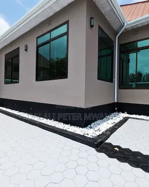 3bdrm House in Nyegezi, Nyamagana for rent