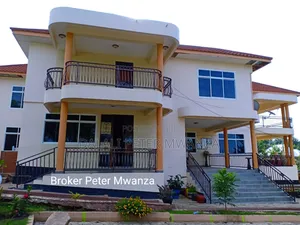 6bdrm House in Rock City, Ilemela for rent
