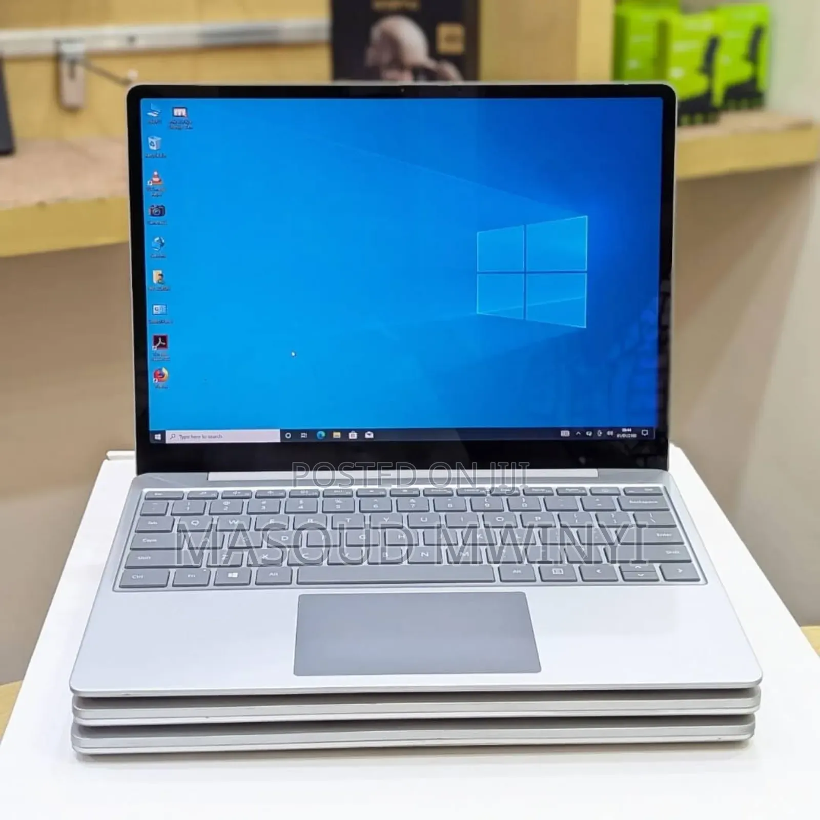 New Laptop Microsoft Surface Go 8GB Intel Core I5 SSD 256GB