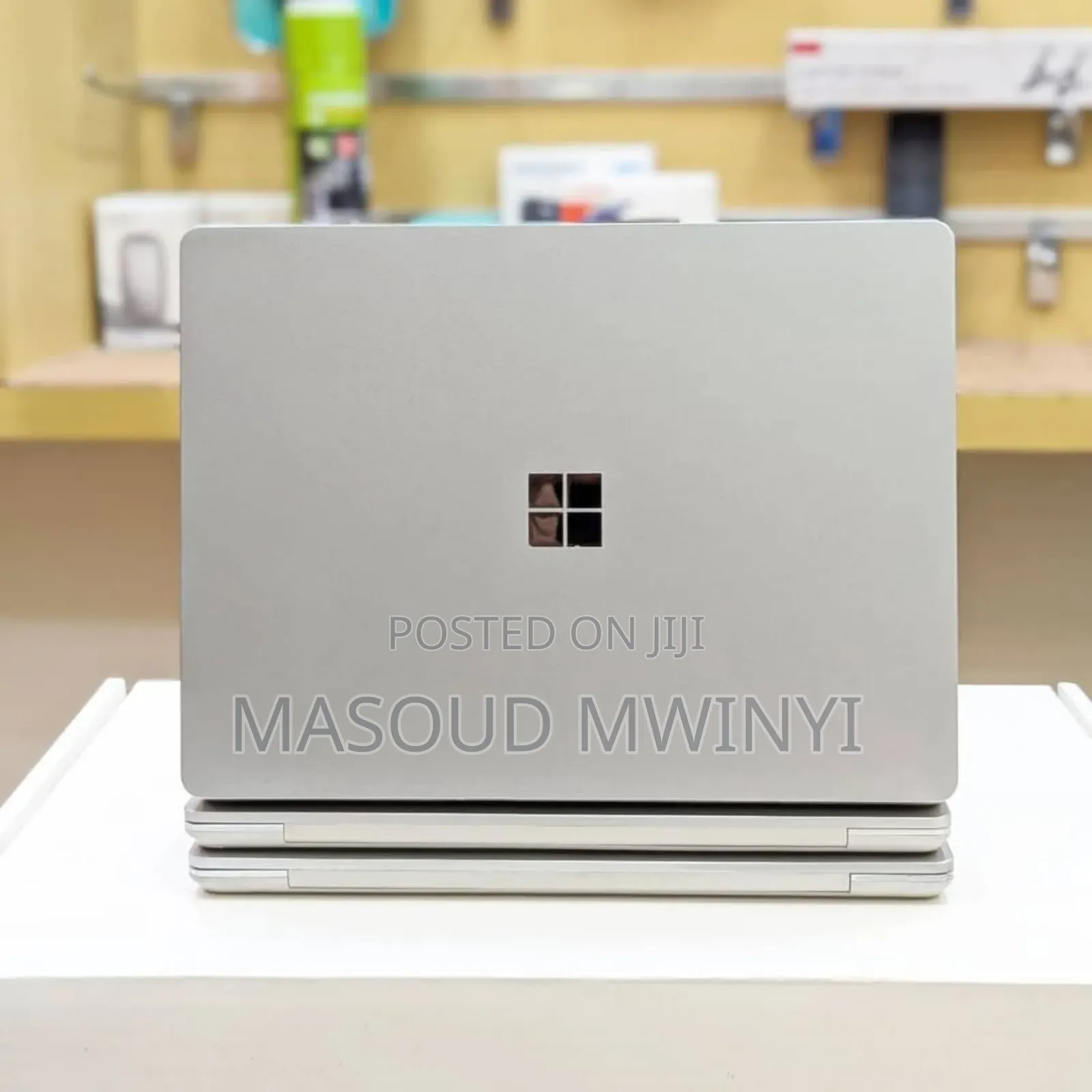 New Laptop Microsoft Surface Go 8GB Intel Core I5 SSD 256GB