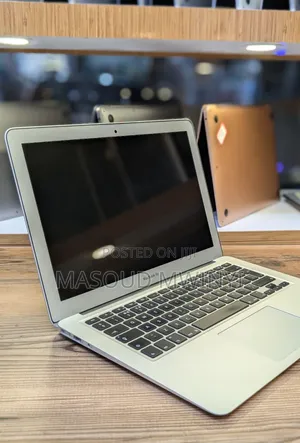 Laptop Apple MacBook Air 2017 8GB Intel Core I5 SSD 256GB