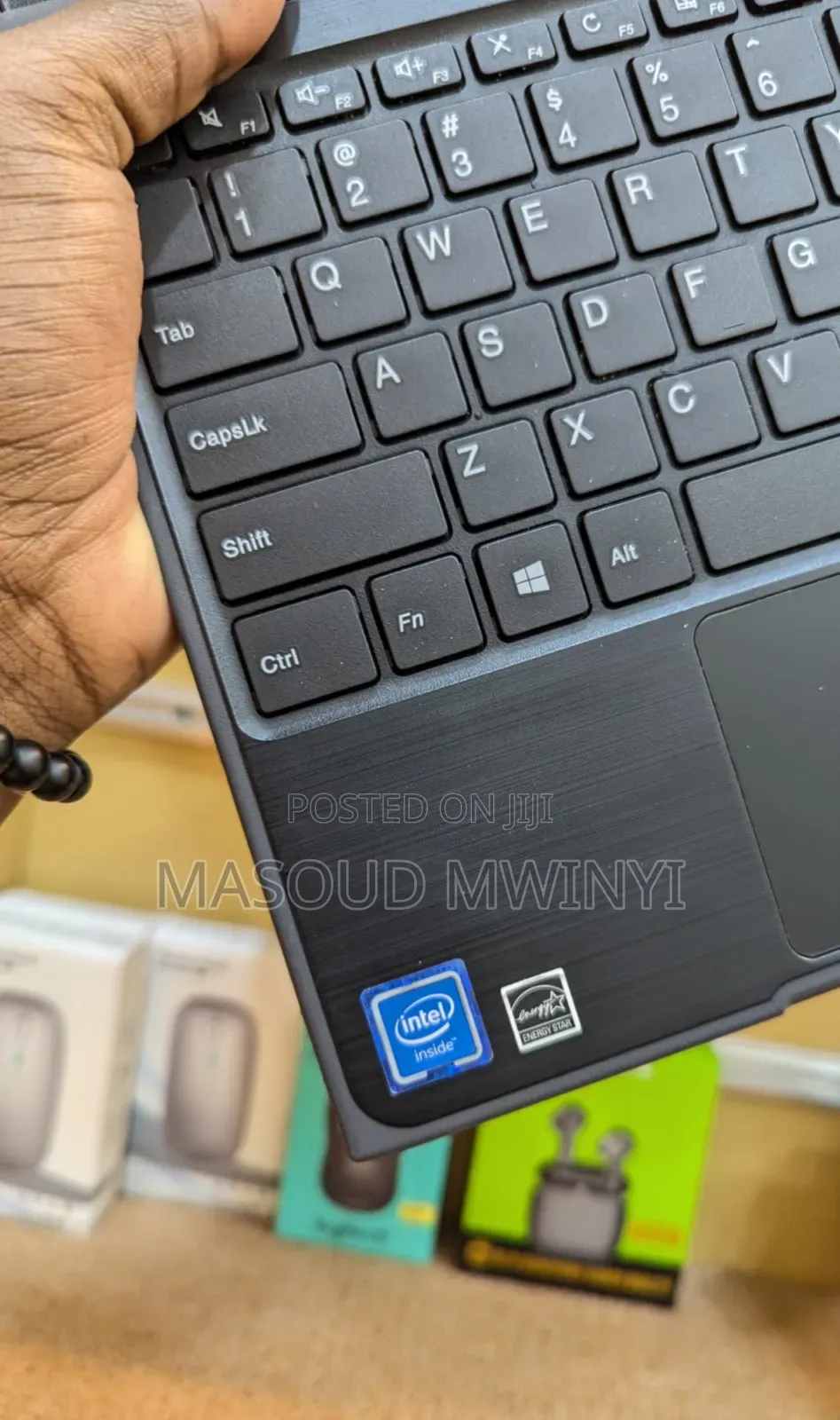 Laptop Lenovo 100e 8GB Intel SSD 256GB