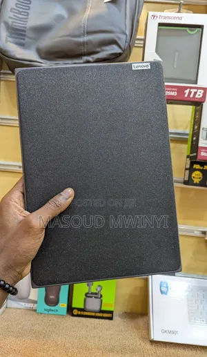 Laptop Lenovo 100e 8GB Intel SSD 256GB
