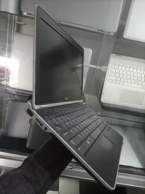Laptop Dell Latitude Z 4GB Intel Core i5 HDD 500GB