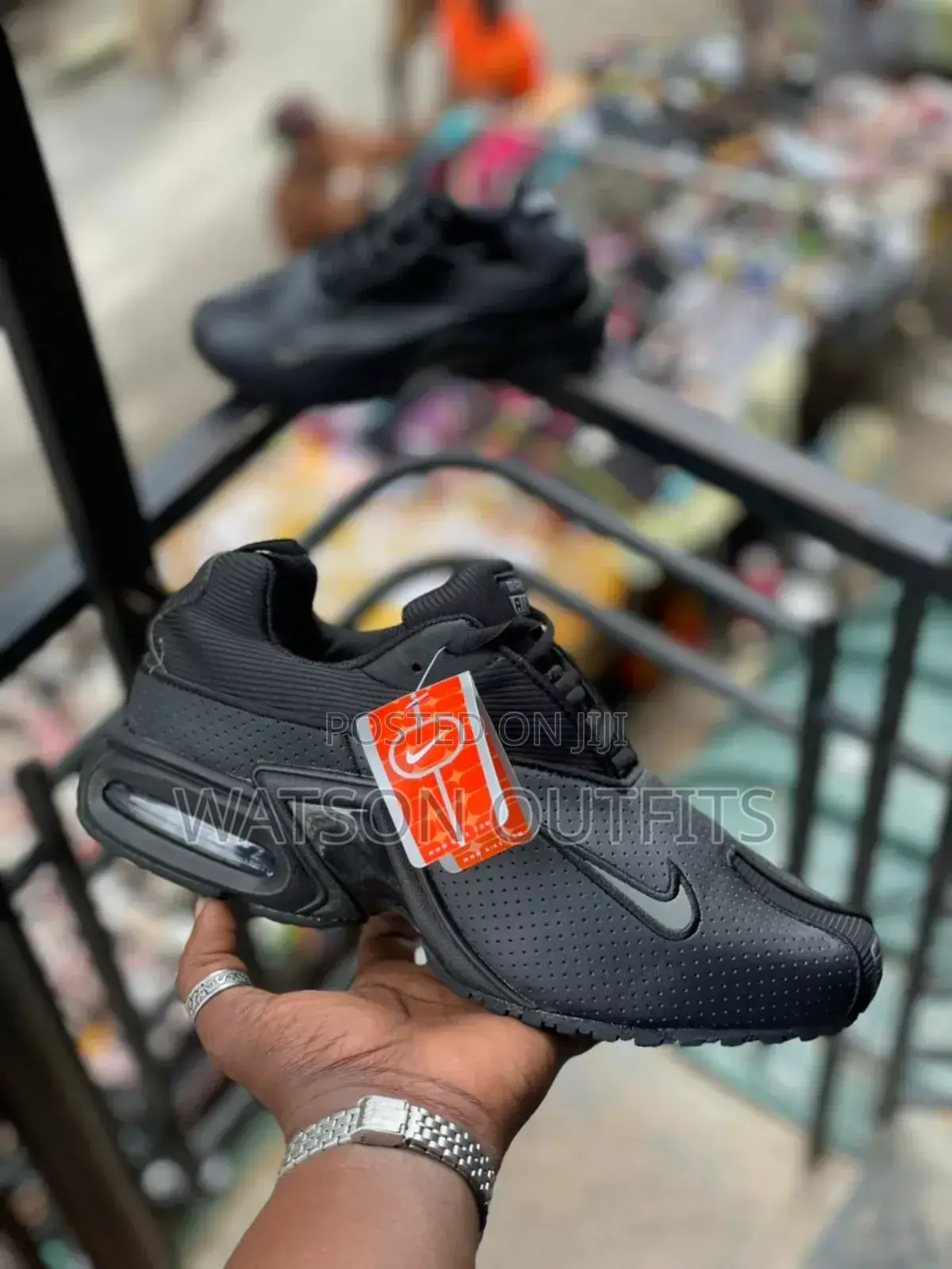 New Original Unisex Sneakers/Supreme Quality Shoes