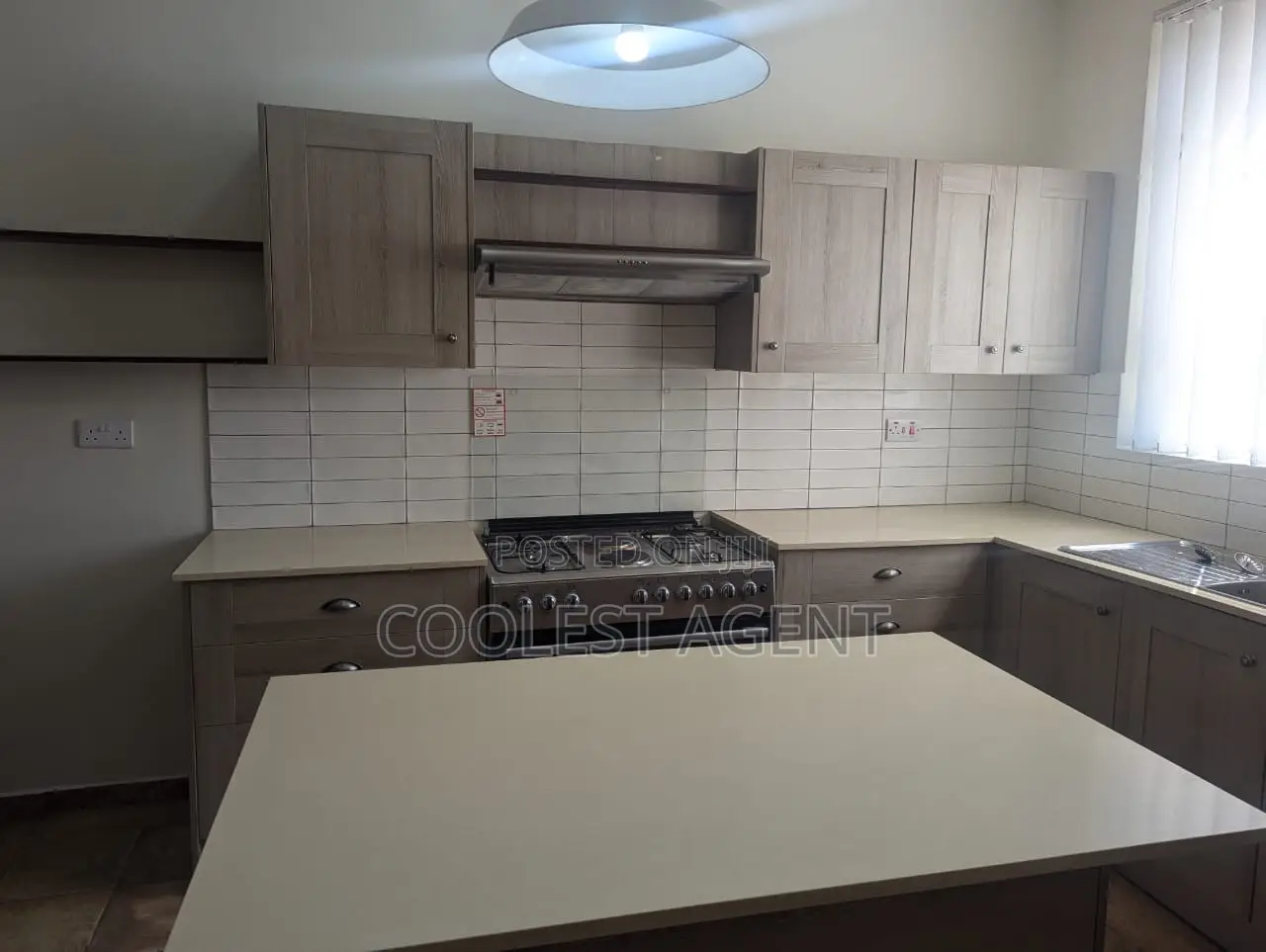 4bdrm Villa in Coolest Estate, Kinondoni for rent