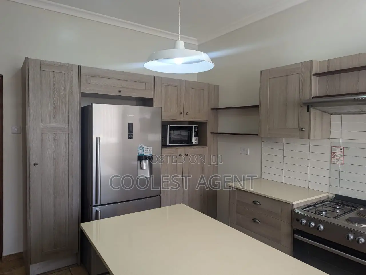 4bdrm Villa in Coolest Estate, Kinondoni for rent