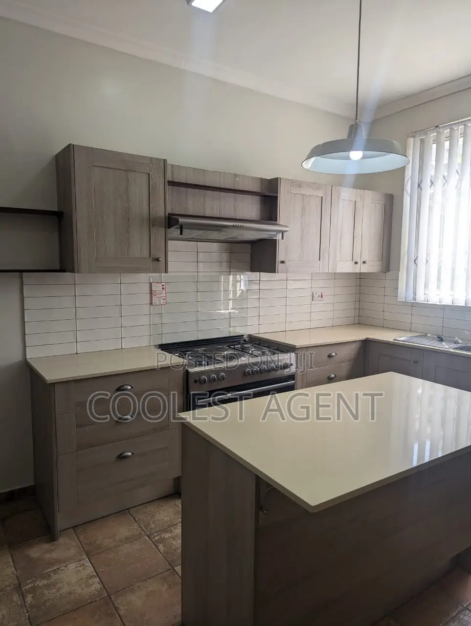 4bdrm Villa in Coolest Estate, Kinondoni for rent