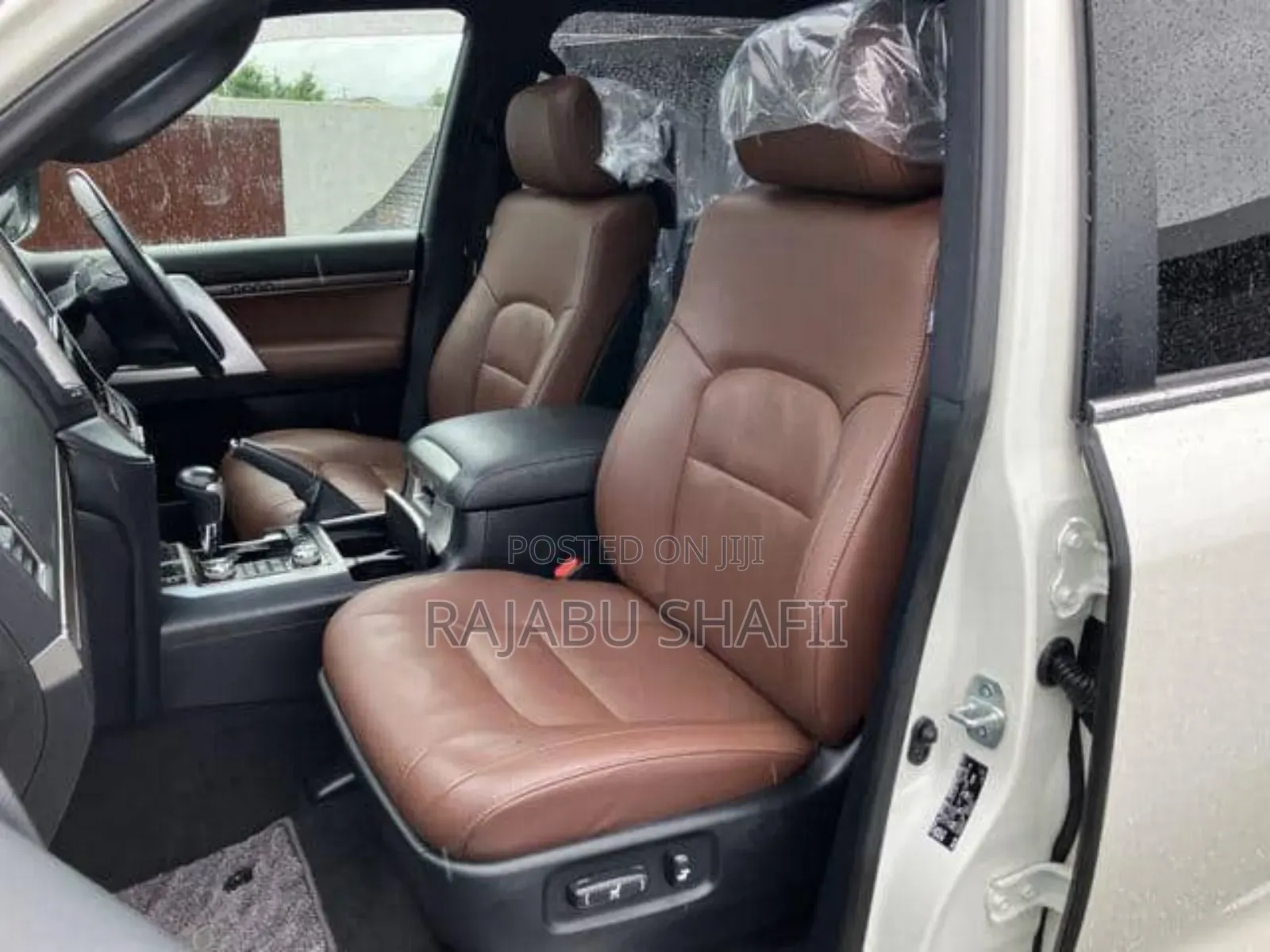 Toyota Land Cruiser 4.6 V8 ZX 2019 White