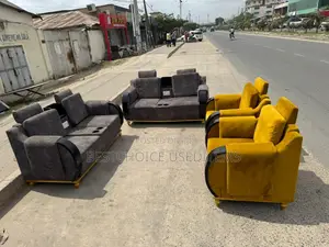 Sofa Set Zote Used as Clean Bado Mpyaa Mnoo