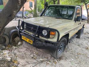 Toyota Land Cruiser 75 Pickup 1988 Beige in Kinondoni - Cars, Mtandila ...