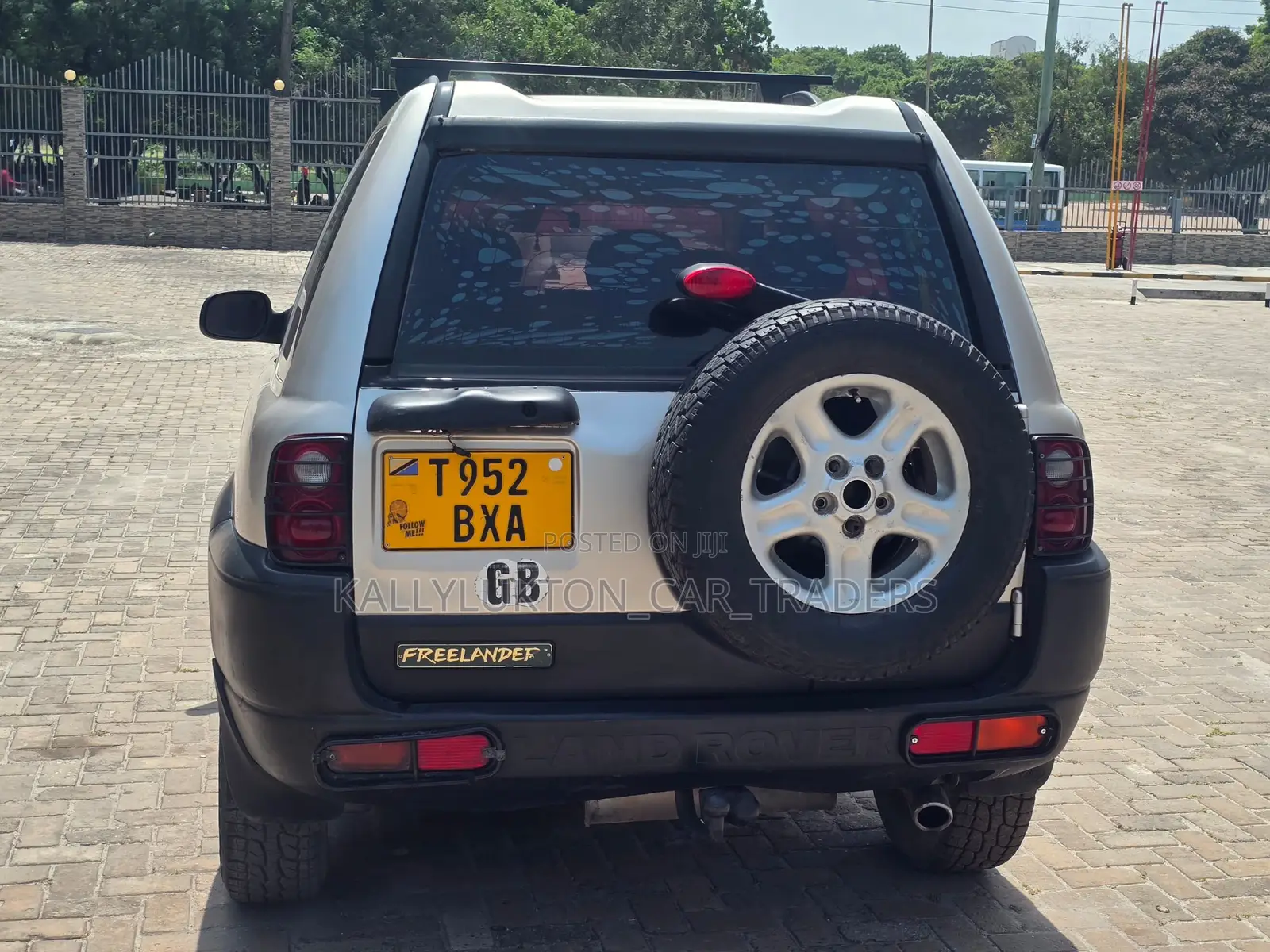 Land Rover Freelander 2000 Silver