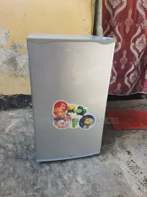 Friji Used Mlango Mmoja Used Clean Zuri San