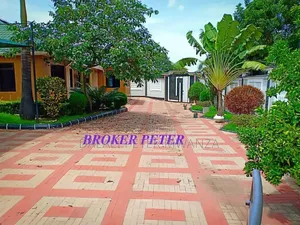 4bdrm House in Airport Road, Ilemela for rent