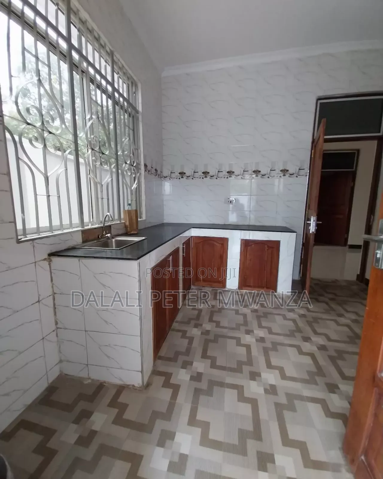3bdrm House in Mkolani, Nyamagana for rent