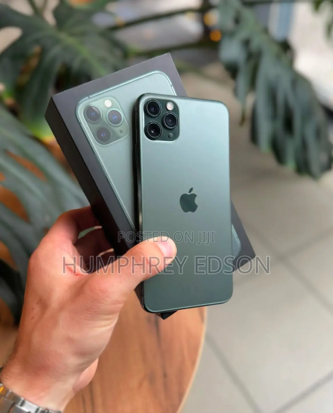 New Apple iPhone 11 Pro Max 256 GB Green