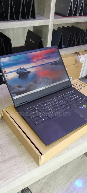 New Laptop HP Omen 16 16GB Nvidia SSD 512GB