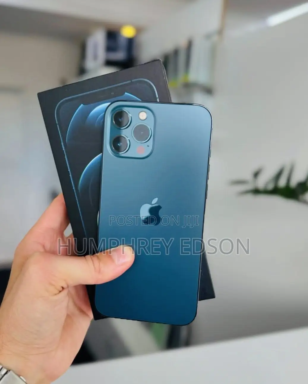New Apple iPhone 12 Pro Max 256 GB Blue