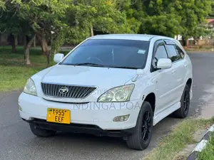 Photo - Toyota Harrier 2.4 2007 White