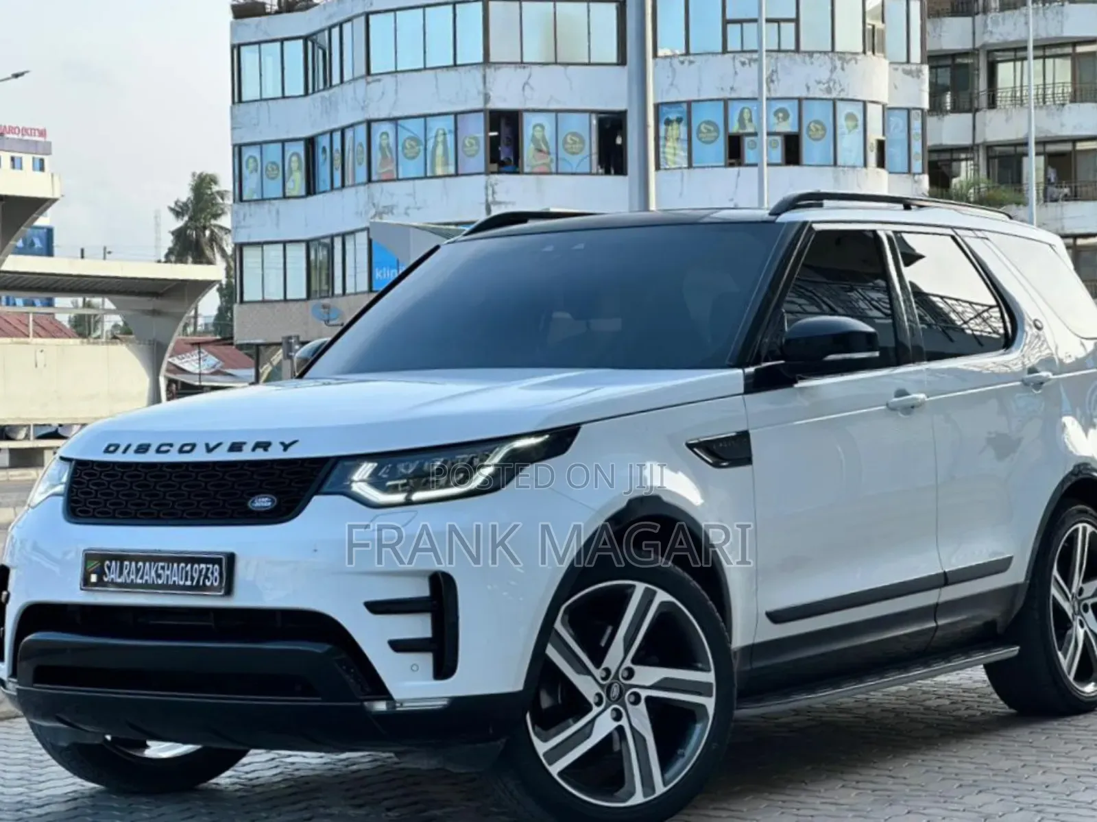 Land Rover Discovery 2018 White