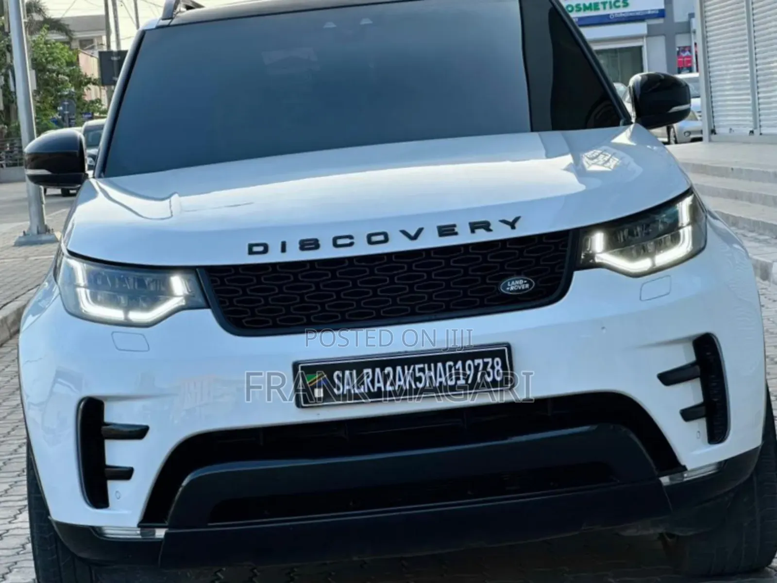Land Rover Discovery 2018 White