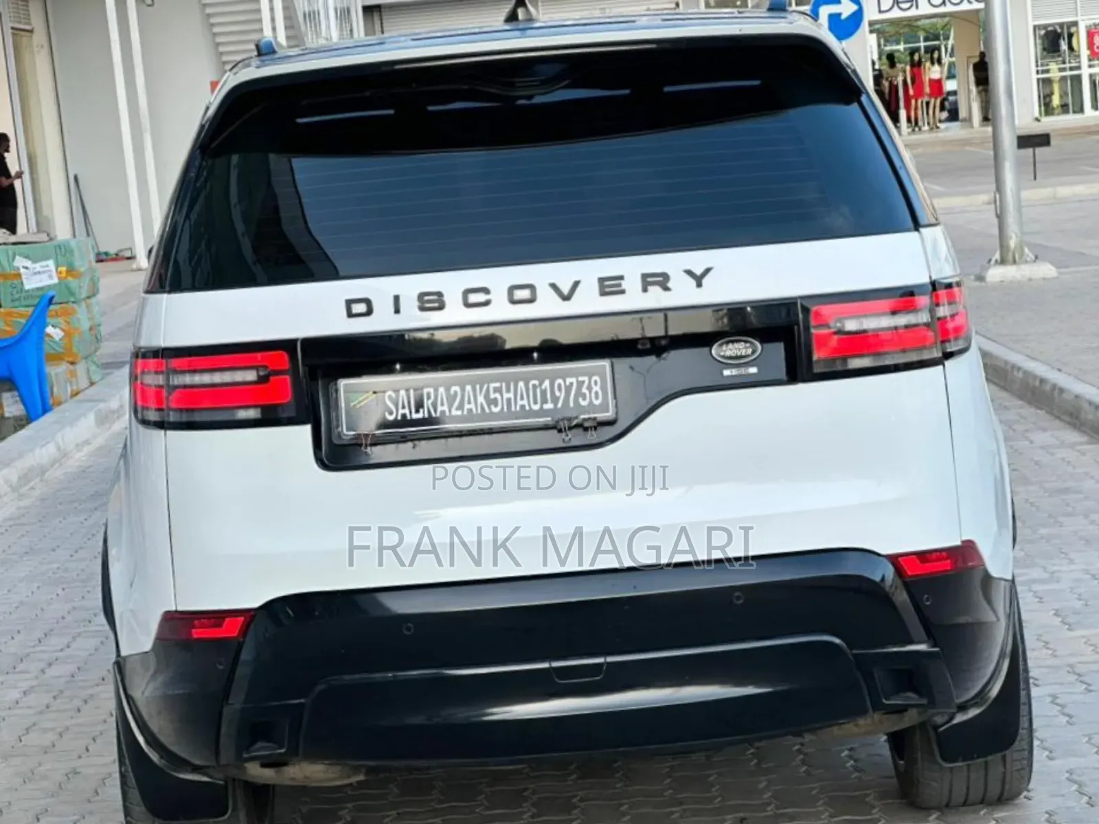 Land Rover Discovery 2018 White