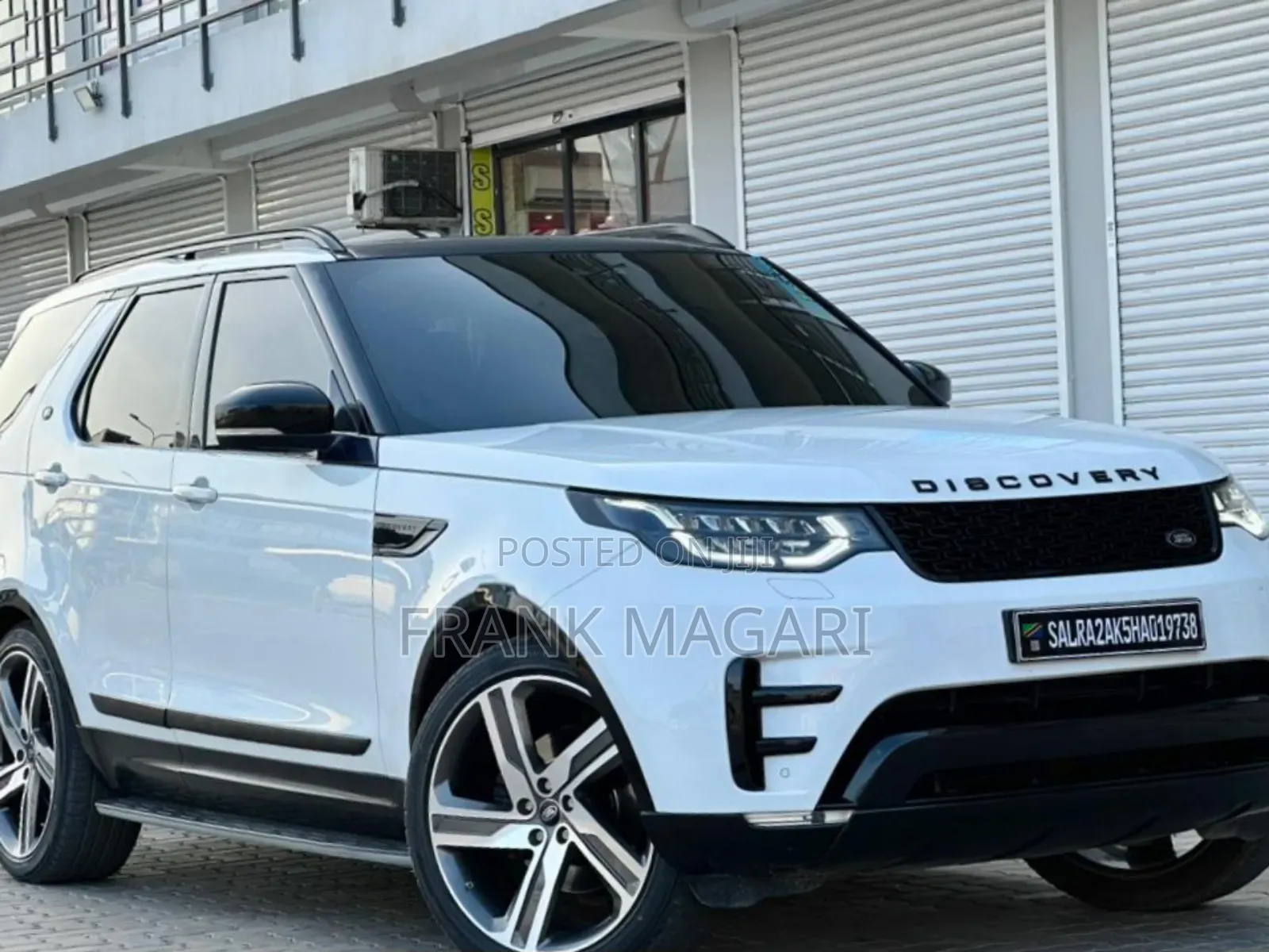 Land Rover Discovery 2018 White