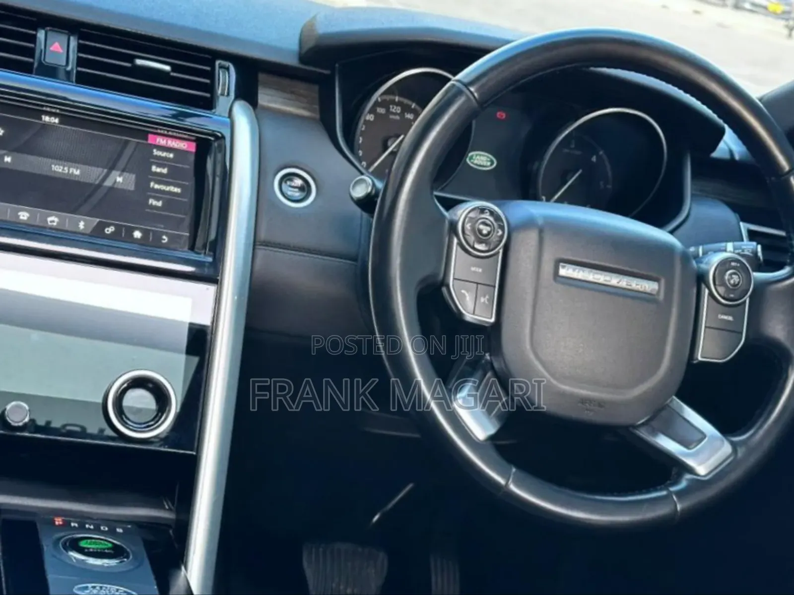 Land Rover Discovery 2018 White