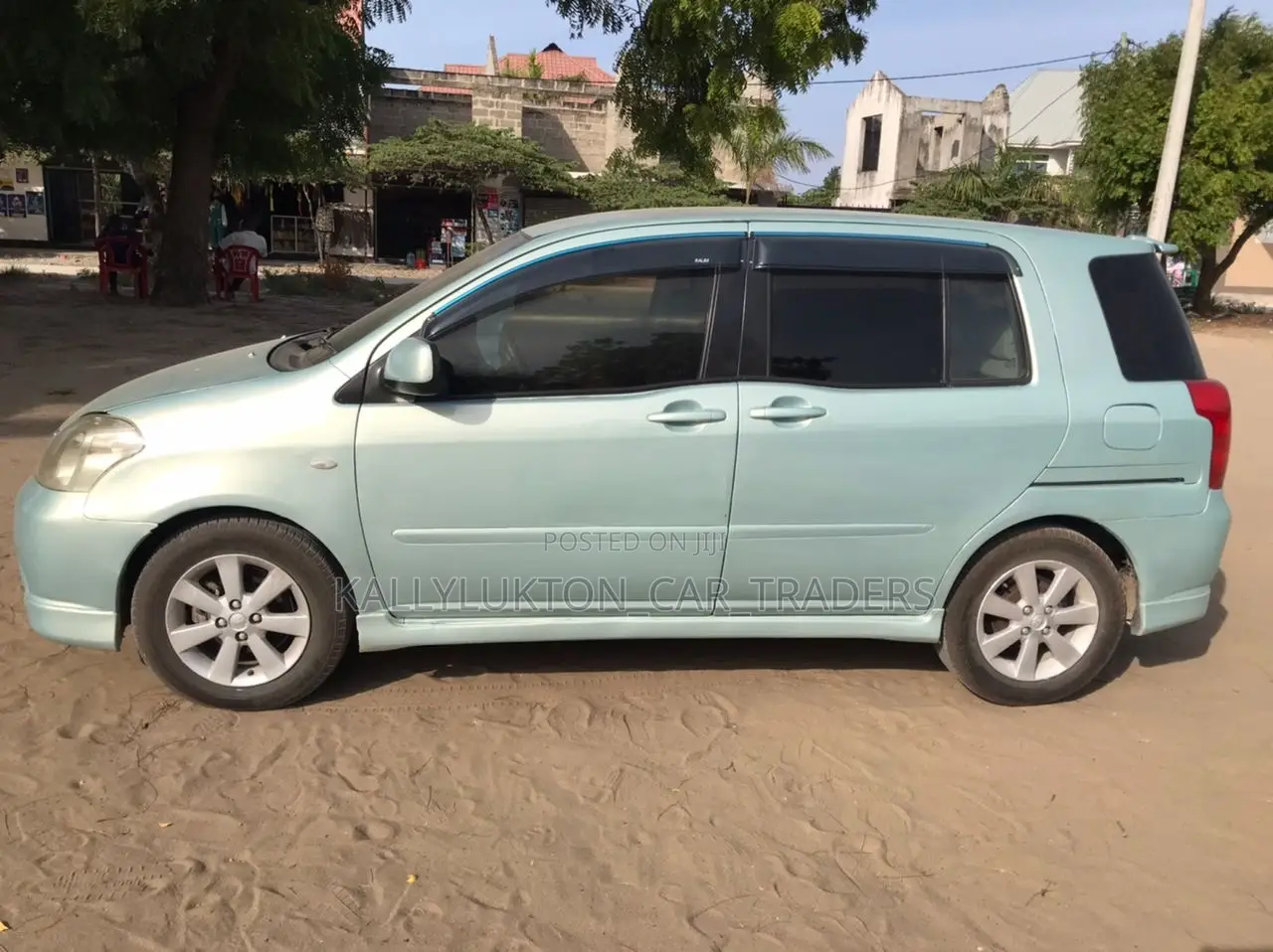 Toyota Raum 2008 Green