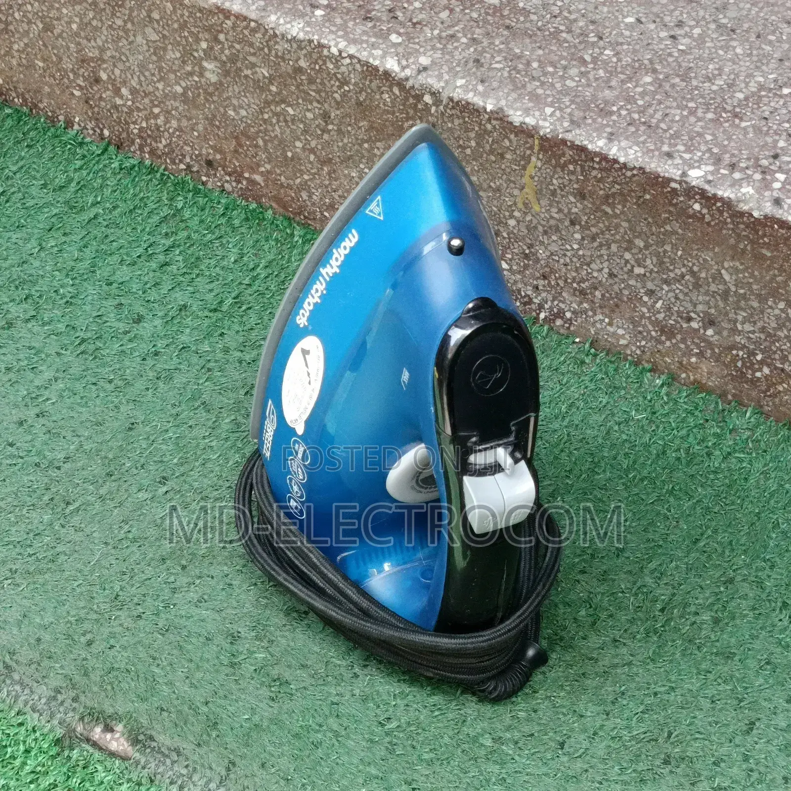 Morphy Richards Steam Iron/ Pasi Mvuke