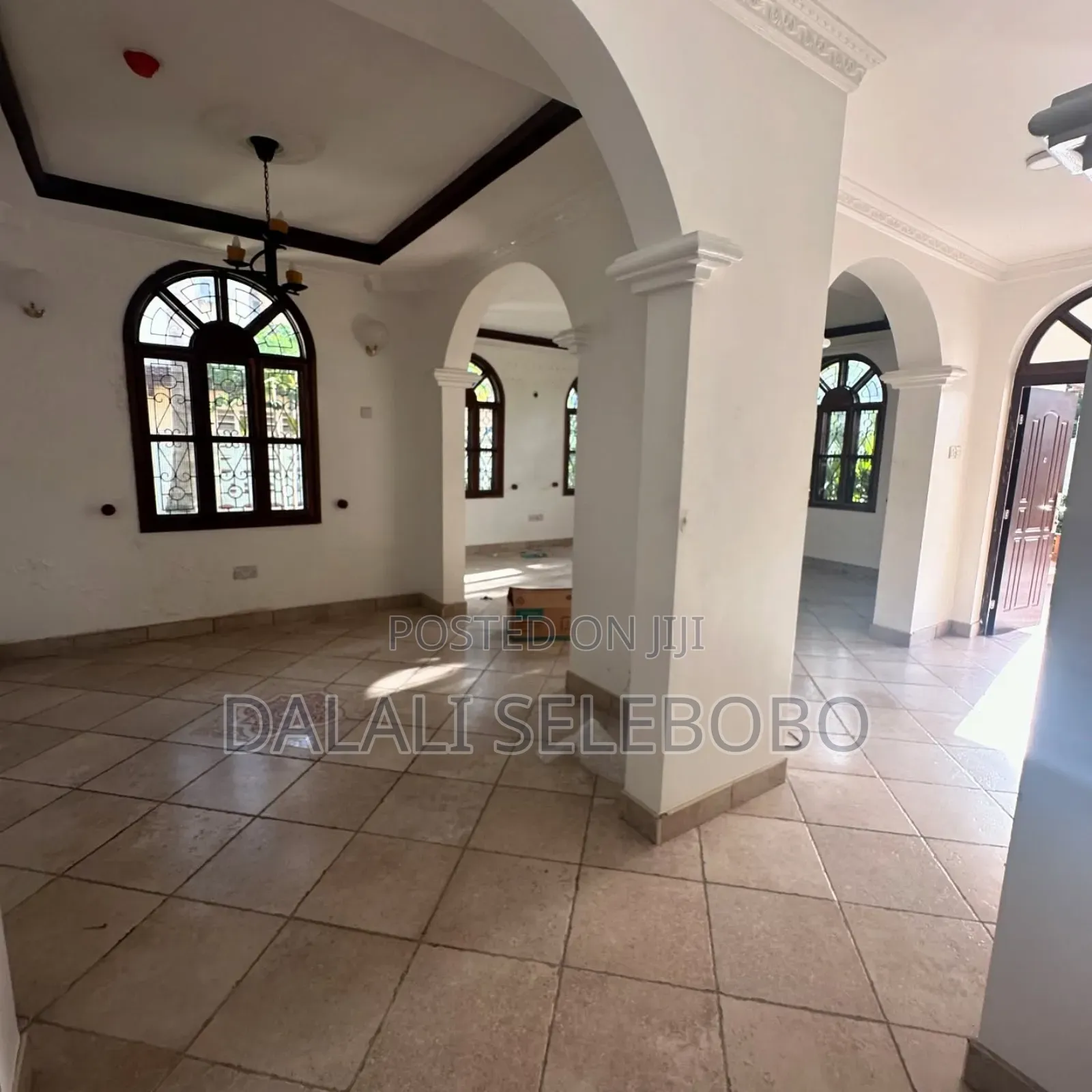 4bdrm Duplex in Mbez Beach for rent