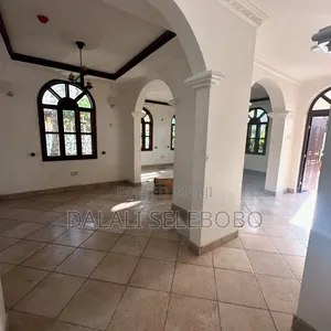 4bdrm Duplex in Mbez Beach for rent