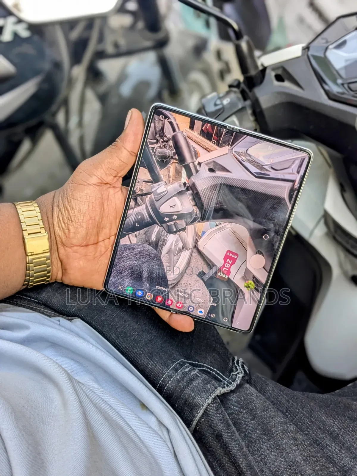 Samsung Galaxy Z Fold 3 256 GB Silver