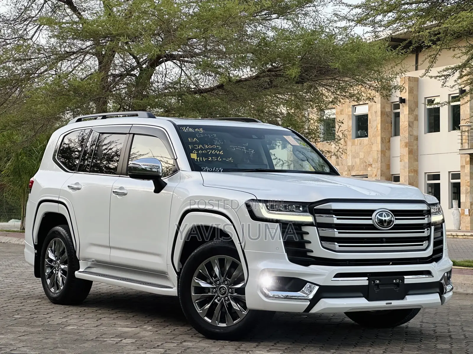 Toyota Land Cruiser 3.3 Diesel 4WD 2022 White