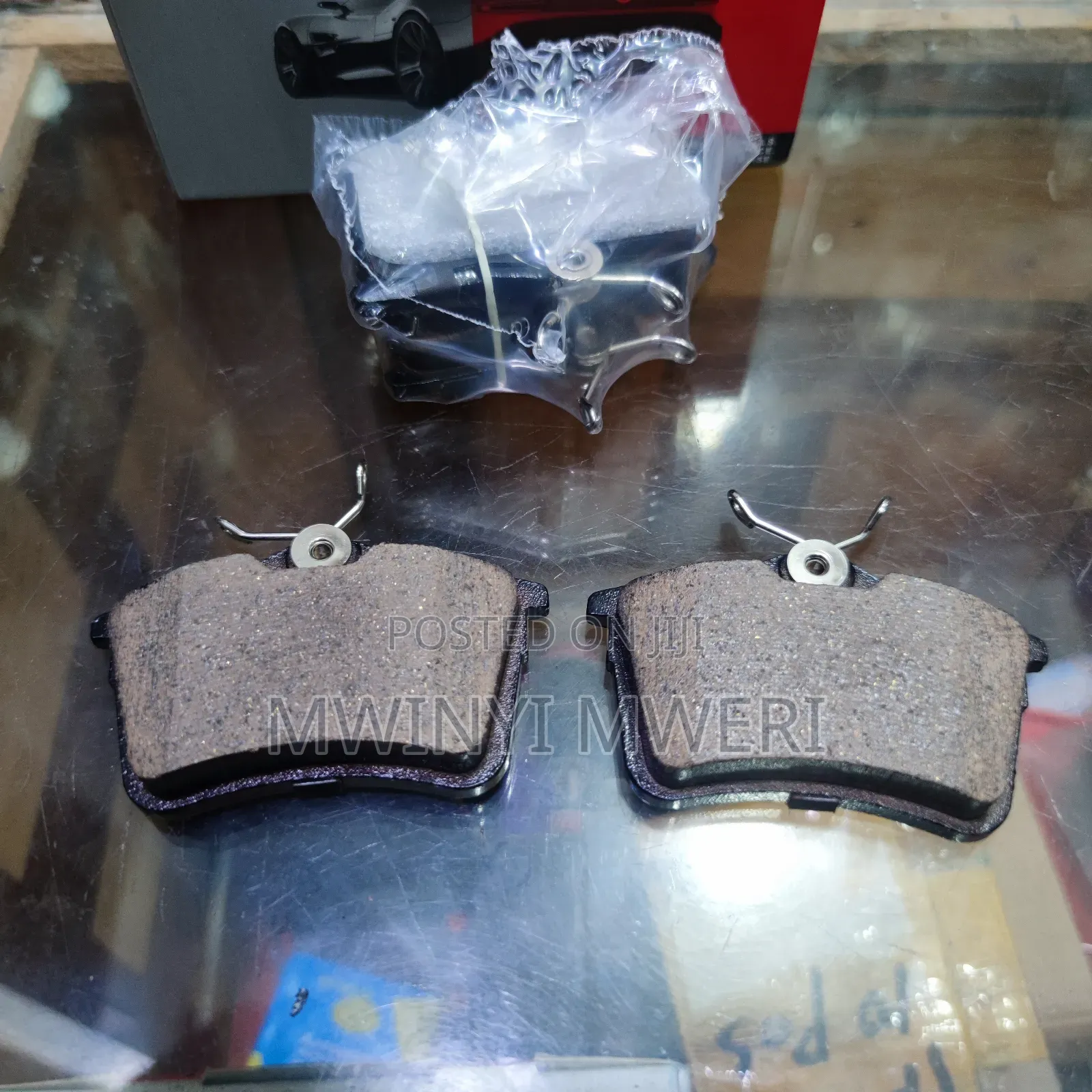 Automotive Brake Pad Set for Rear Seat and PEUGEOT, VW Polo