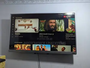 Aborder Smart TV//43 Inches // No Box //