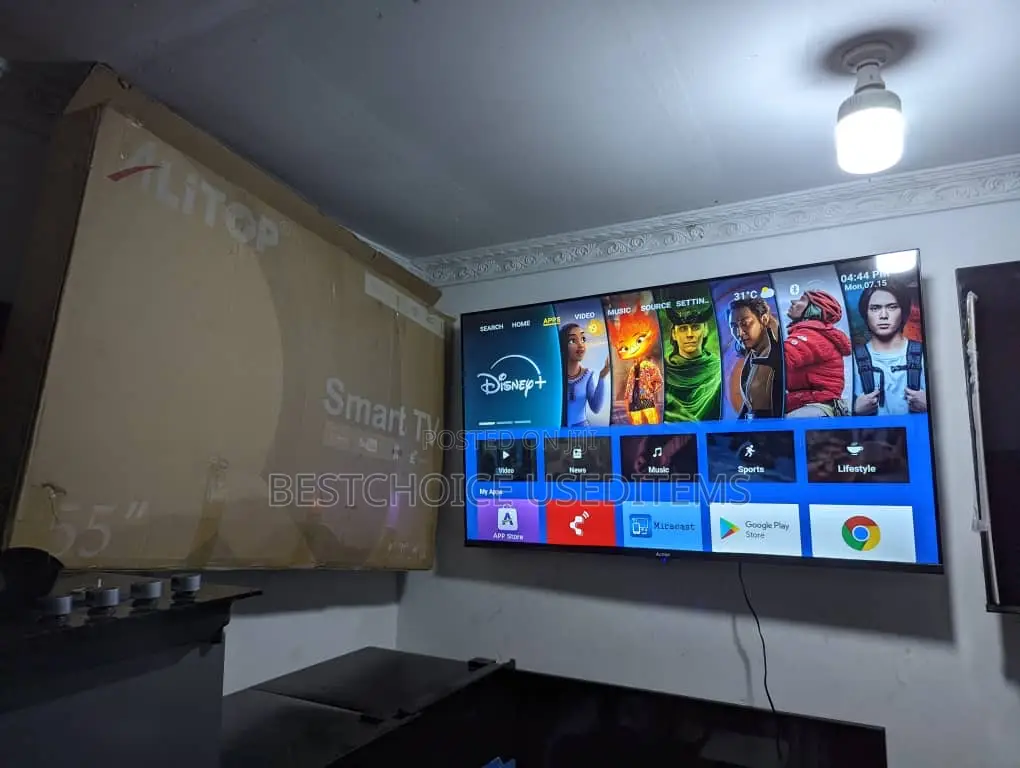 ALITOP Smart TV// 55 Inches // Full Box //