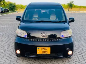 Toyota Porte 2005 Black