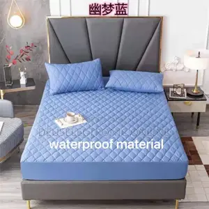Bed Cover Water Proof (6*6/5*6) With 2 Pillows