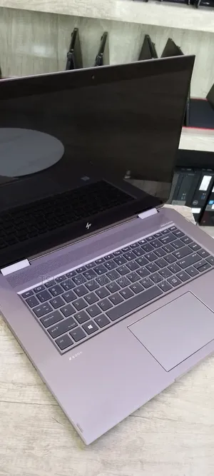 New Laptop HP ZBook Studio G5 16GB Intel Core I7 SSD 512GB