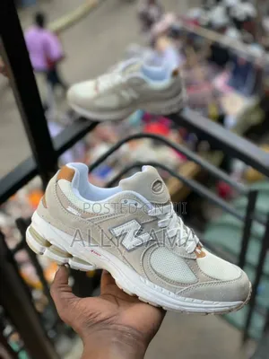 Men's Sneakers Newbalance Material Leather and Canvas