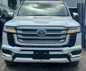 New Toyota Land Cruiser 2023 White