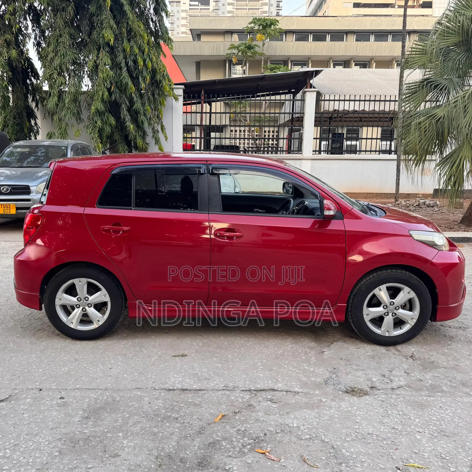 Toyota IST 2007 Red