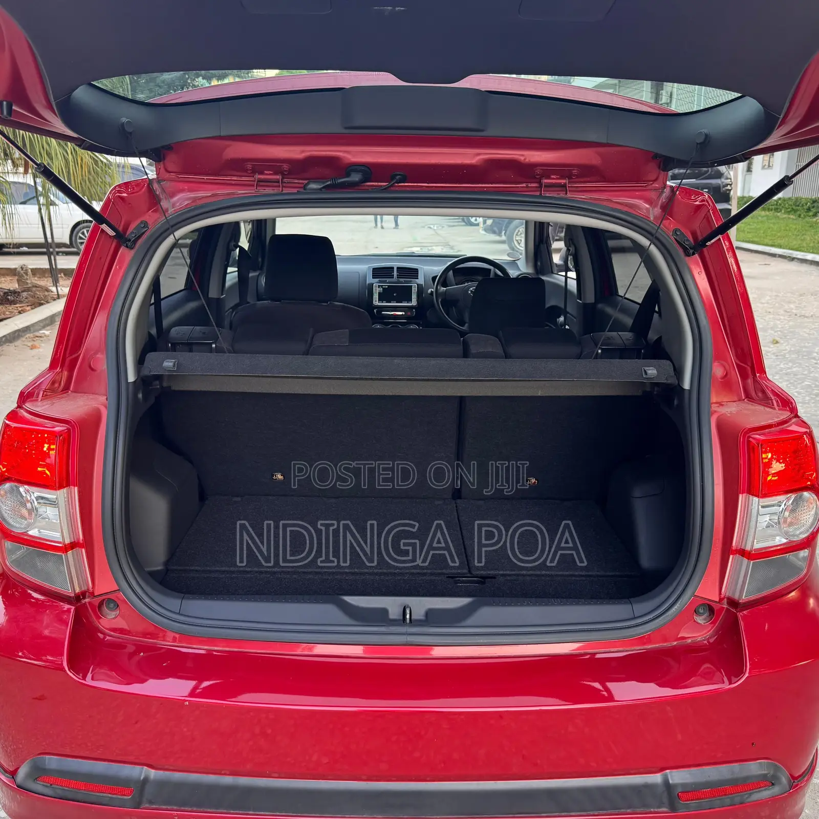 Toyota IST 2007 Red