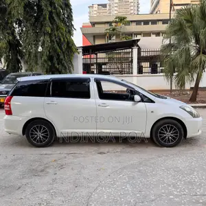 Toyota Wish 2005 White