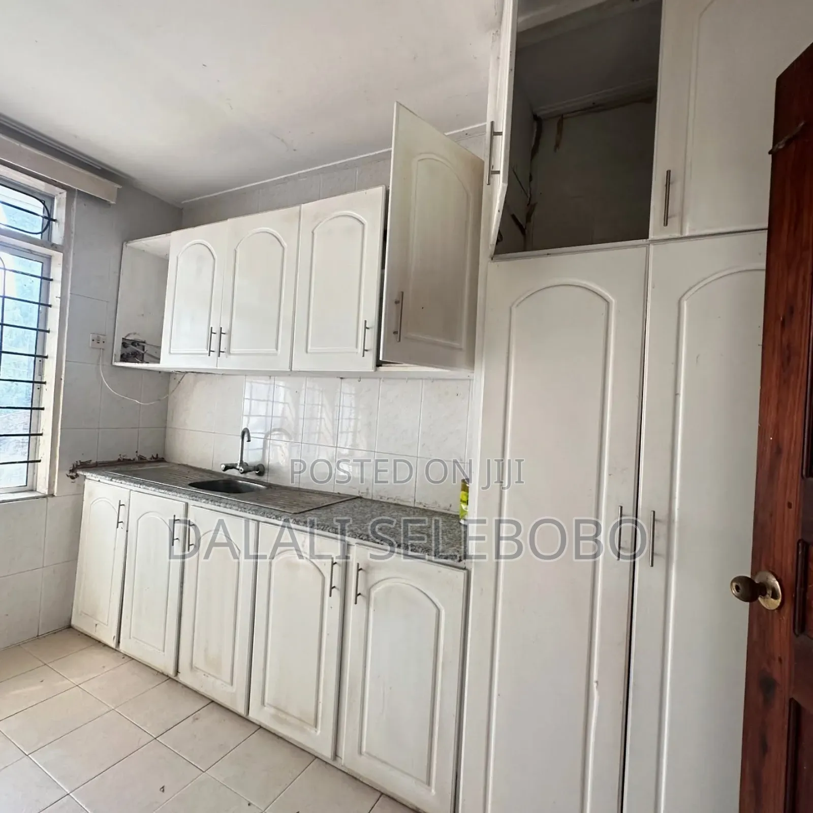 5bdrm Bungalow in Mbezi Beach for rent