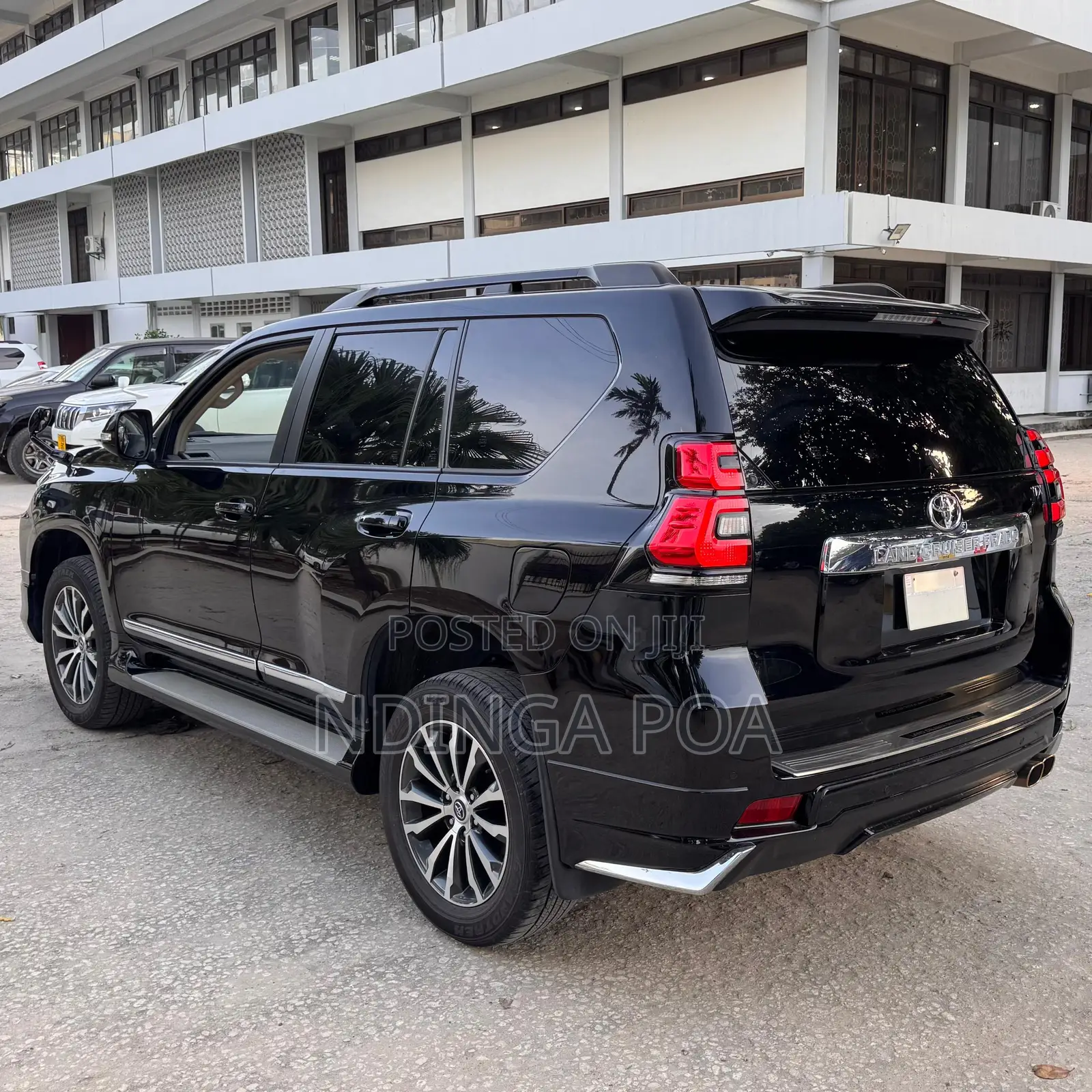 Toyota Land Cruiser Prado 2.7 2020 Black