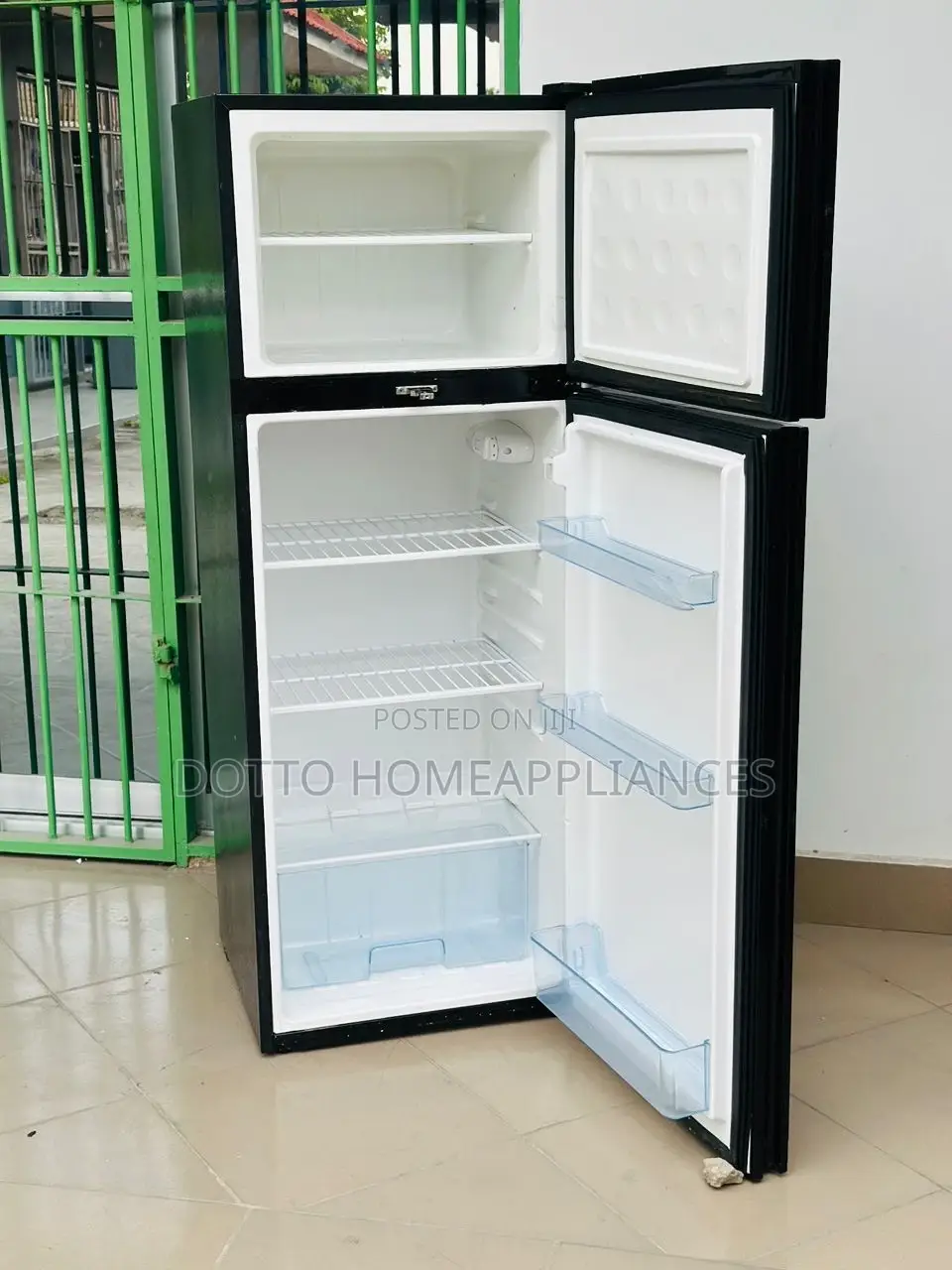 Boss Glass Fridge // 200L //
