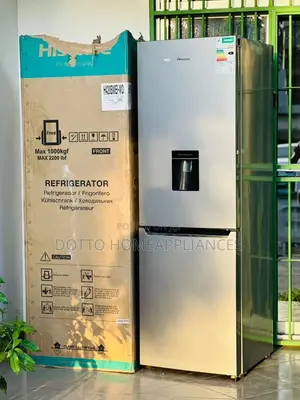 Hisense Fridge // 321L //