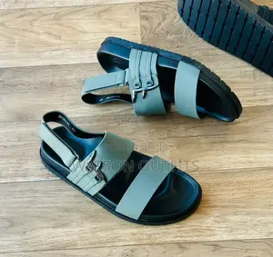 New Original Men Sandals From Europe